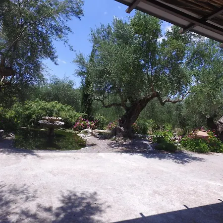 Farm House Next To The Beach * Mavrovouni (Laconia)