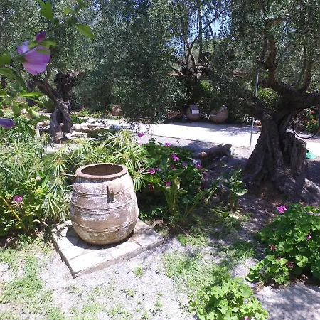 Farm House Next To The Beach Holiday home Mavrovouni (Laconia)